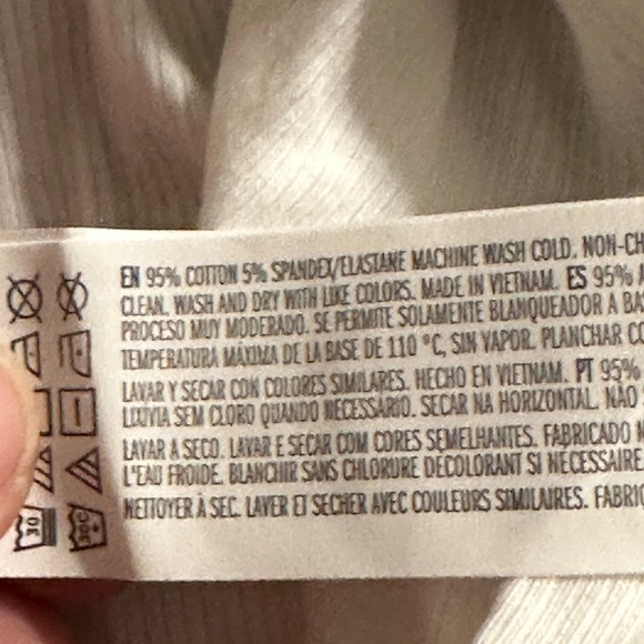 NWT Forever 21 Crop Top. - Picture 7 of 7